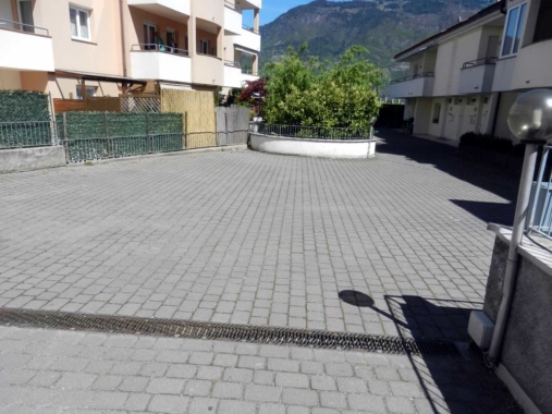 Pflasterbelag-Garagendecke